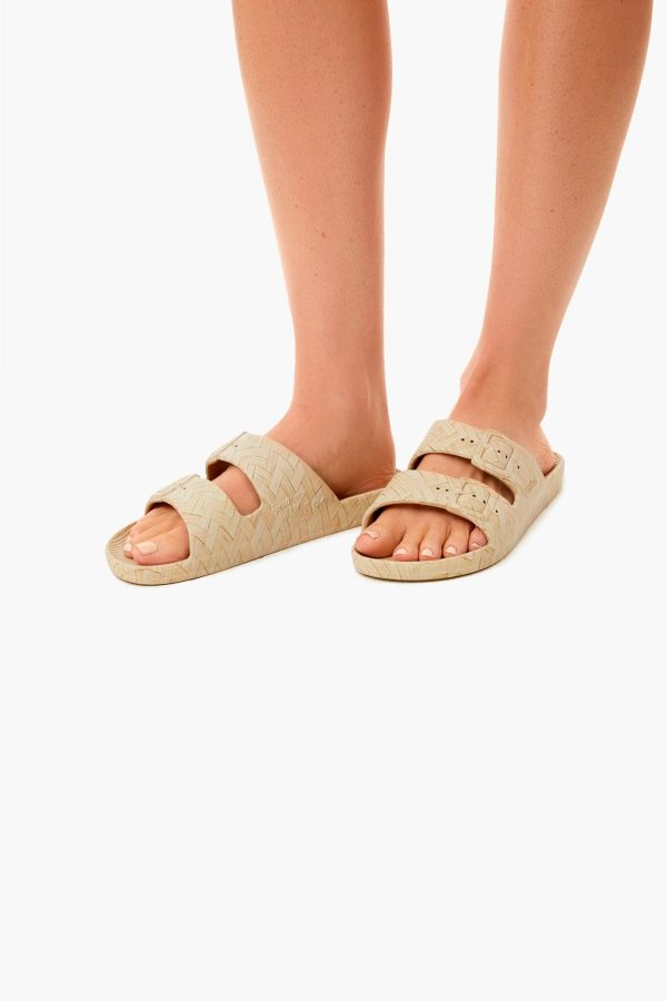 Bali On Sands Moses Sandals Fashion