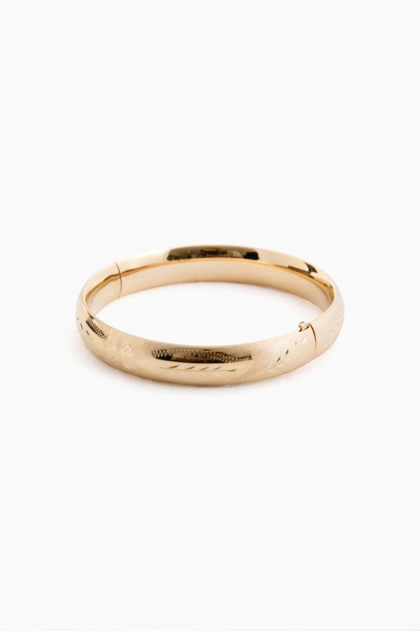 14k Yellow Gold Classic Etched Floral Bangle (.39 w) Online now